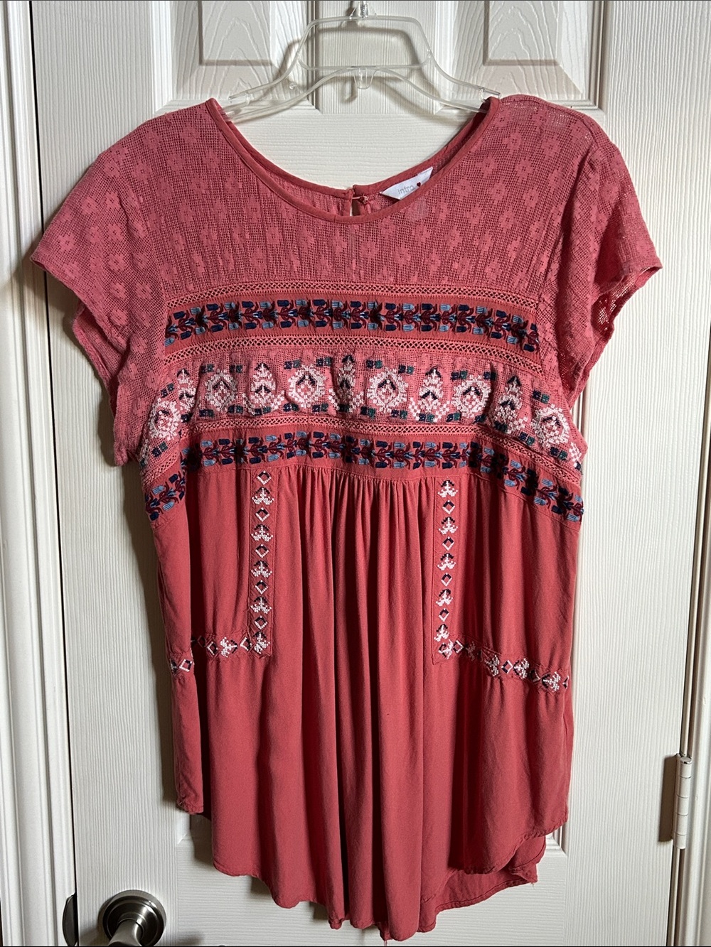 intro. Embroidered Scoop-Neck Tunic in Dusty Coral